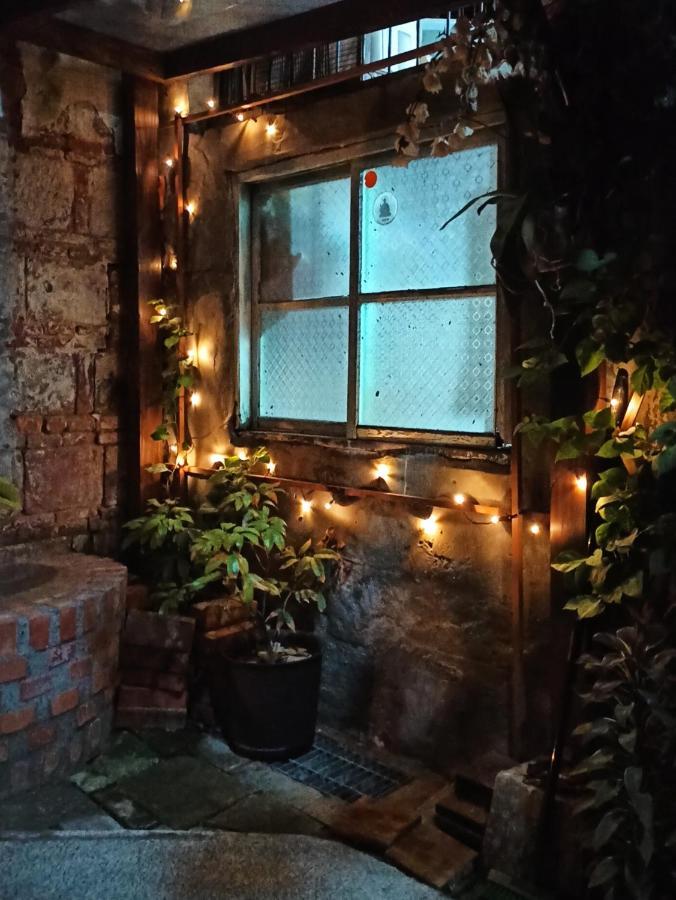 Historical Townhouse In City Center Tainan Luaran gambar