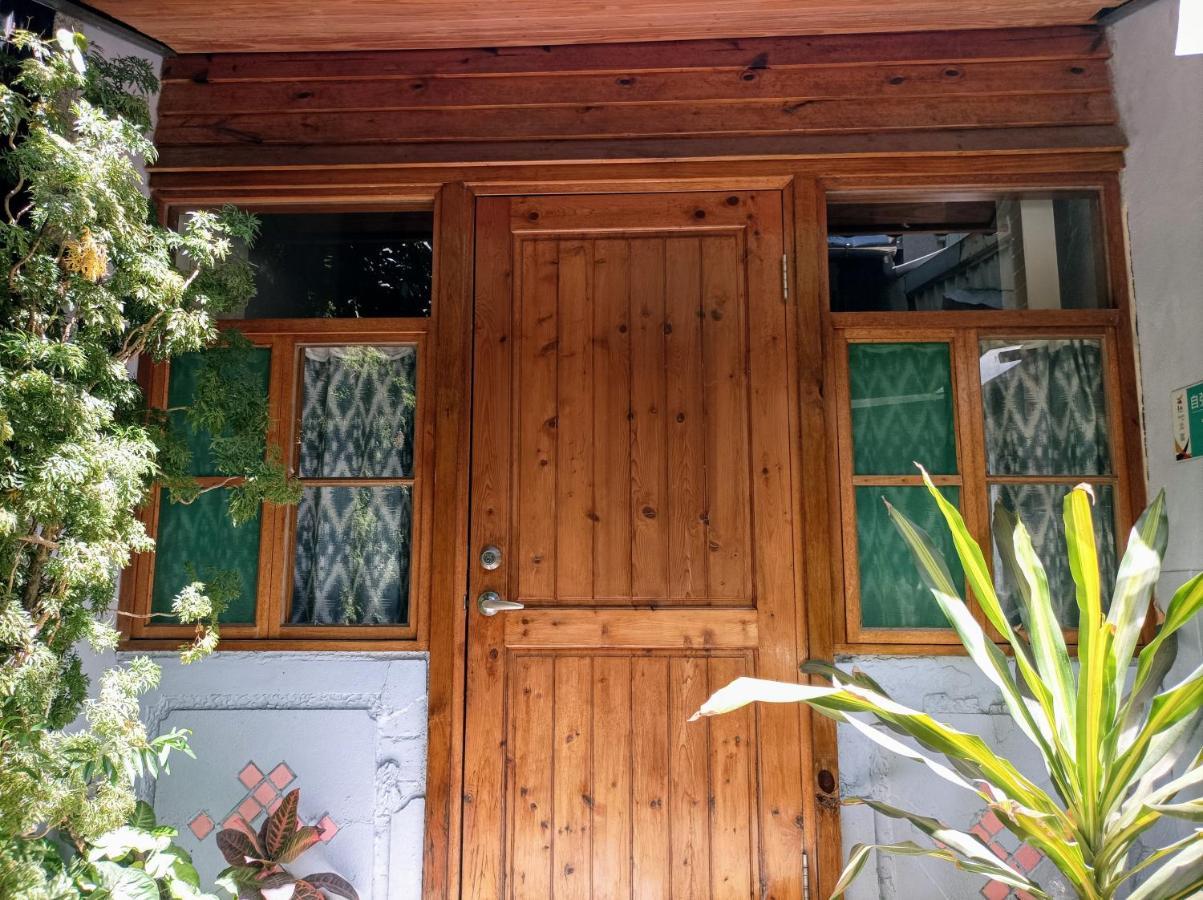 Historical Townhouse In City Center Tainan Luaran gambar